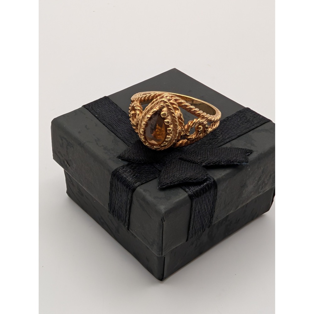 Vintage Avon Amber Glass Teardrop Ring Gold Tone Filigree Size 8 Vintage Ring